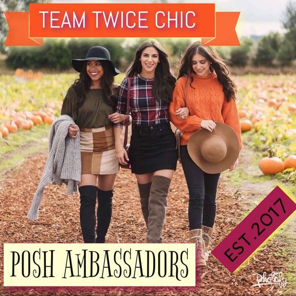 โจPOSH AMBASSADOR STATUSโจEST 2017โจ - Picture 2 of 2